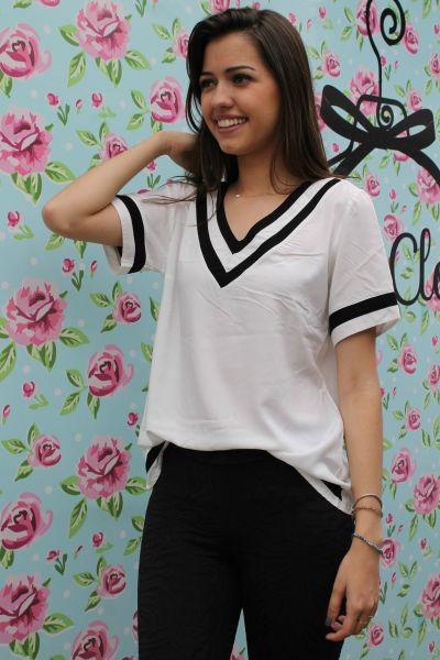 Blusa recorte preta e branca 1